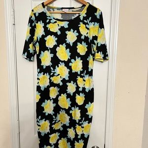 LuLaRoe Carly flower dress